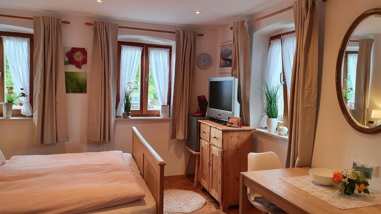 Gaestezimmer Vogtareuth Rinser Εξωτερικό φωτογραφία