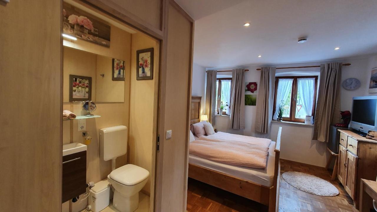 Gaestezimmer Vogtareuth Rinser Εξωτερικό φωτογραφία